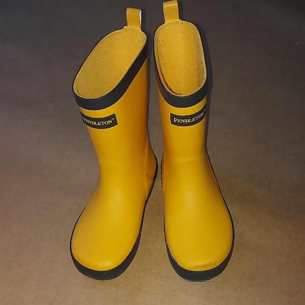 Pendleton Girls Rainboots - Picture 3 of 4